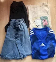 ユニクロ・adidasサッカーシャツ・西松屋デニムスカート・黒パンツセット