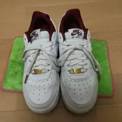 【美品】ナイキ ウィメンズ エアフォース 1 ロー 