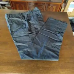 ユニクロ　チェック柄ダークグレー②　スラックス　サイズ95