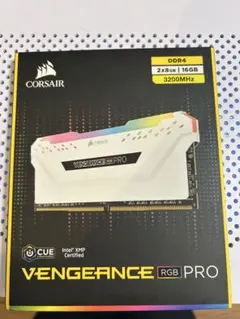 CORSAIR VENGEANCE RGB PRO 16GB DDR4 メモリ