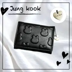 （BTS）ジョングク うさぎ型押し三つ折り財布♡