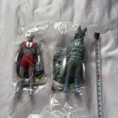 【新品・未使用】バンダイ　ウルトラヒーローシリーズ