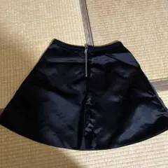 Acne Studios レディース 黒 光沢スカートのサムネイル
