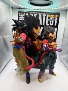 一番くじ ドラゴンボール 超サイヤ人4孫悟空 ベジータ フィギュア