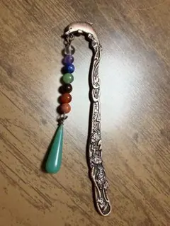 イルカの飾り多色ビーズ付きブックマーク