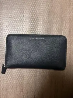 TOMMY HILFIGER ブラック長財布
