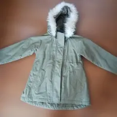 ファー付きオリーブグリーンコート