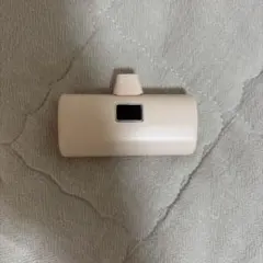 モバイルバッテリー 5000mAh 小型 軽量 ピンクのサムネイル