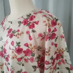 花柄 tシャツ