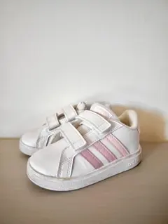 adidas スニーカー 13cm