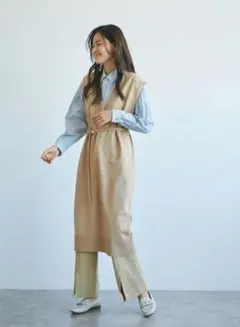 ルーニィ　ニットベストワンピース　ベージュ