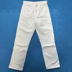 新品未使用　UNIQLOユニクロ　ホワイトストレートデニムパンツ　ジーンズ