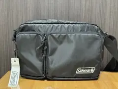 Coleman ブラック ショルダーバッグ
