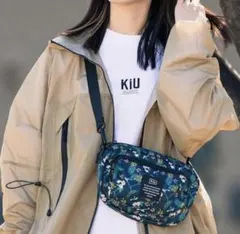 KiU キウ 花柄 ボディバッグ ショルダーバッグ