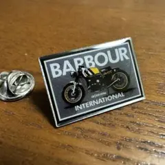 barbourピンバッジ