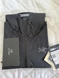 ARC'TERYX ベータジャケット メンズ M ブラックのサムネイル