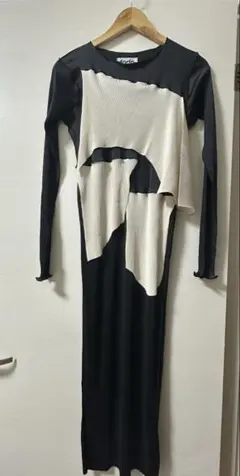 新品todo kotohayokozawa ロングスリーブクルーネックワンピース