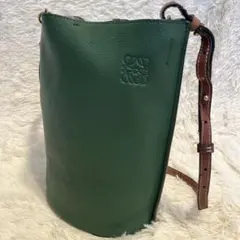 【激安！】LOEWE ゲートバケット ショルダーバッグ アナグラム レザー