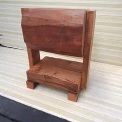 角材のベンチ、角材、木製のベンチ、角材、丸太、水槽台、踏み台、インテリア、