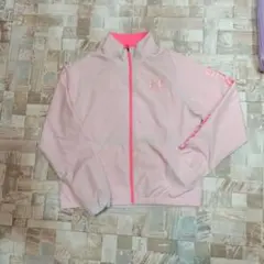 UNDER ARMOUR ウインドブレーカー