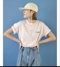 【Ungrid】半袖Tシャツ　ロゴT ピンクのサムネイル