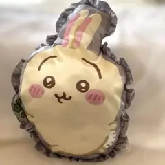 ちいかわギンガムフリルクッション うさぎ