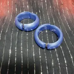 vintage ブルー　プラスチック　フープ　イヤリング