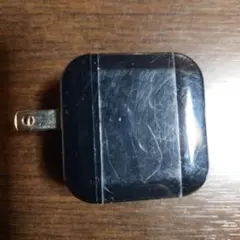 黒 角型 充電器 折りたたみ式