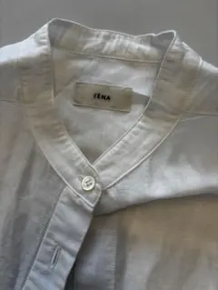 美品【IÉNA】ホワイト ラミーリヨセル バックギャザーシャツ 長袖シャツのサムネイル