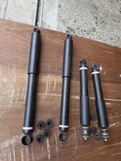ハイエース200系 2WD 純正ショック ワンオフ加工 減衰力強化 美品 ハイエース200系 2WD 純正ショック ワンオフ加工 減衰力強化 美品