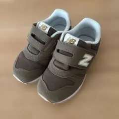 新品 ニューバランス スニーカーIZ373 15.5 ブラウン
