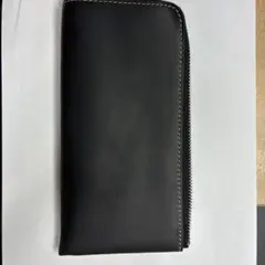 ブラックレザー ジッパー長財布