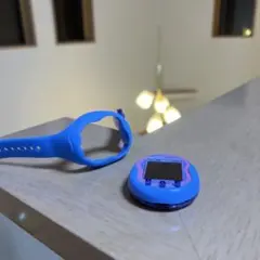 Tamagotchi Uni 青/ピンク バンド付き