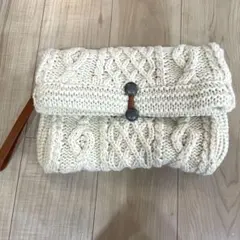 アイボリー ニット クラッチバッグ