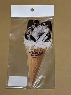 憐れなβは恋を知らない 屋敷シマ アクリルワッフルコーン