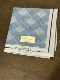 ✨TRUSSARDI✨ハンカチ アーガイル柄のサムネイル