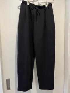 ユニクロ ドライスウェットタックテーパードパンツ ブラック サイズM