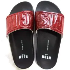 MSGM シャワーサンダル レッド ラメ ロゴエナメルイタリア製のサムネイル