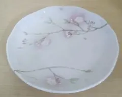 Item thumbnail for item cc2db464-f42f-4597-8c3f-3c56c7295c86