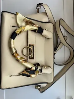 未使用　スカーフ付きショルダーバッグ