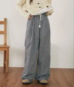 MERLOT ギンガムチェックイージーパンツのサムネイル