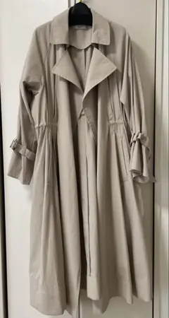 emmi トレンチコート