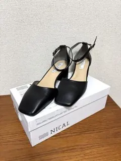 ◆ほぼ未使用◆ 美品　【NICAL】スクエアトゥセパレート　パンプスのサムネイル