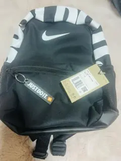 Nike ストライプリュック 11L