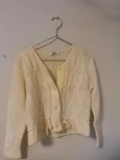 アイボリー ケーブルニットカーディガン