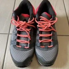 New Balance トレッキングシューズ グレー/ピンク　２３.５センチ