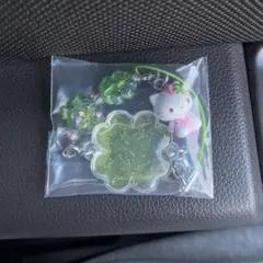 ハローキティ 四葉のクローバー ストラップランダムシークレット