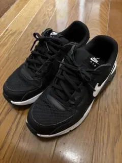 エクシー スニーカー