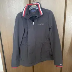 TOMMY HILFIGER ブラックジャケット S/P