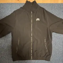 Nike SB ブラック ナイロンジャケット Mサイズ